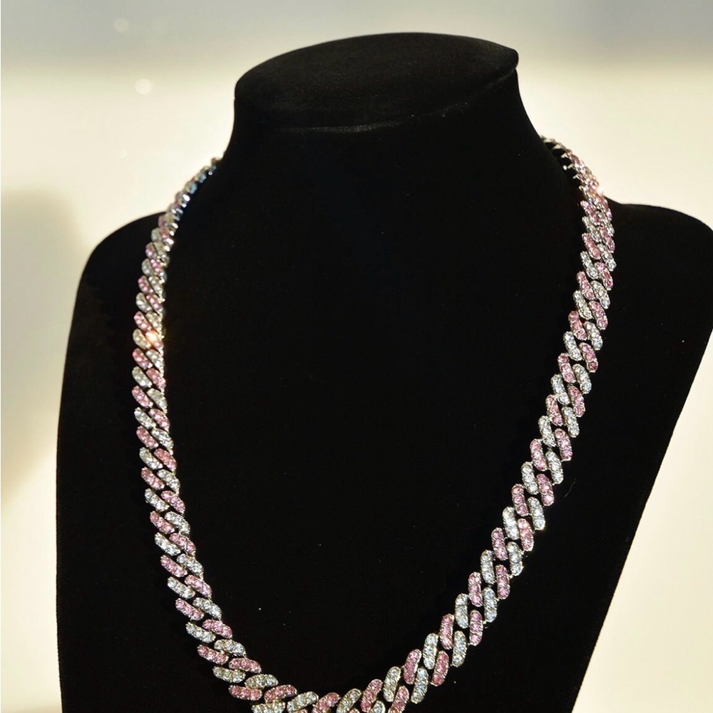 Silver and Pink 9mm Necklace 16inch - Picture 4 of 4